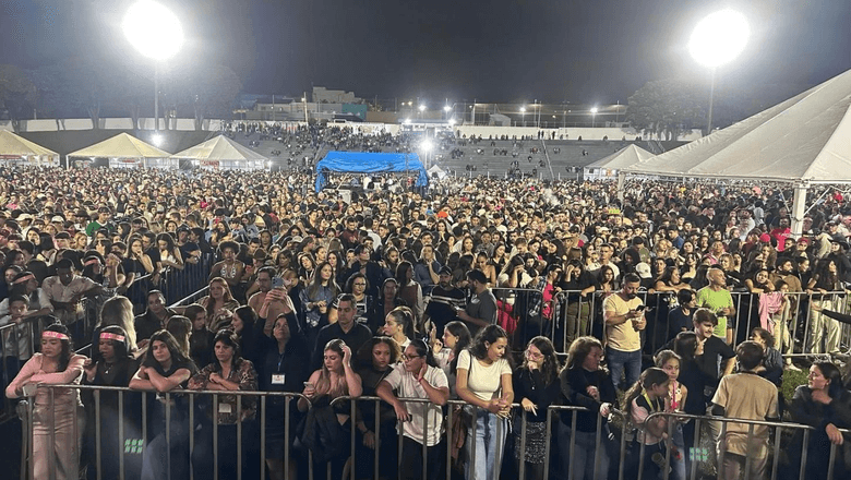 Shows sertanejos em Jardim Alegre