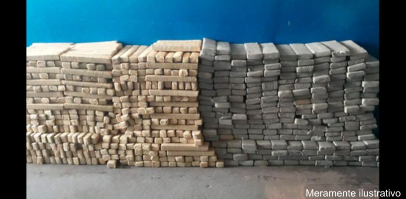Apreensão de drogas e materiais relacionados ao tráfico em Apucarana